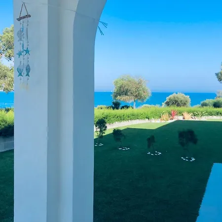 Governors Costas Apts Ακτή Κυβερνήτη