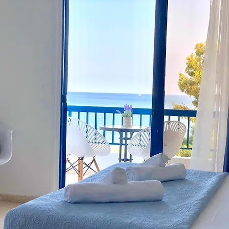 Governors Costas Apts * Ακτή Κυβερνήτη