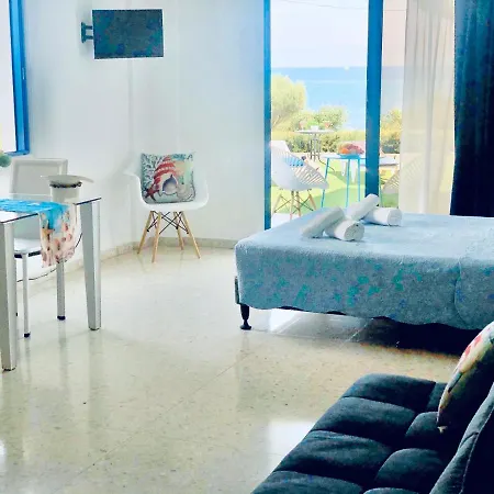 Governors Costas Apts