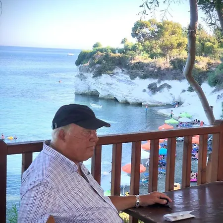 Daire Governors Costas Apts