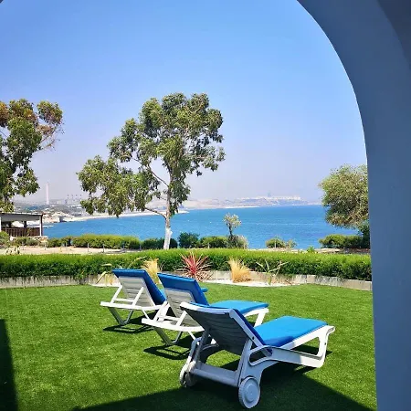 Governors Costas Apts *