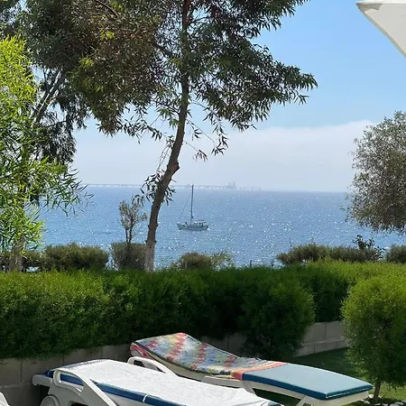 Daire Governors Costas Apts Governor’s Beach