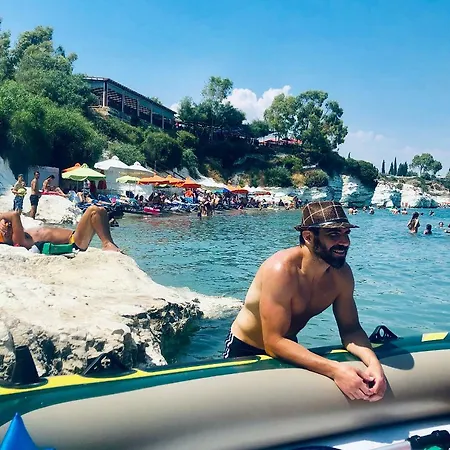 Daire Governors Costas Apts