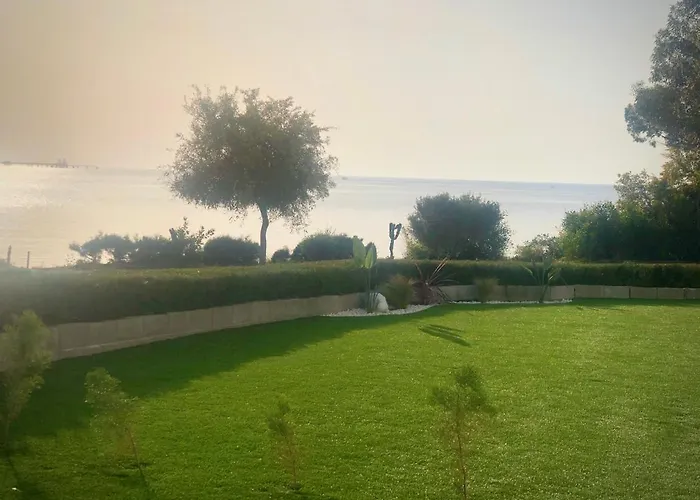 Governors Costas Apts ガバナーズ・ビーチ